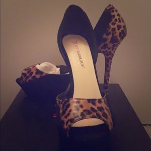 Cheetah print shoes